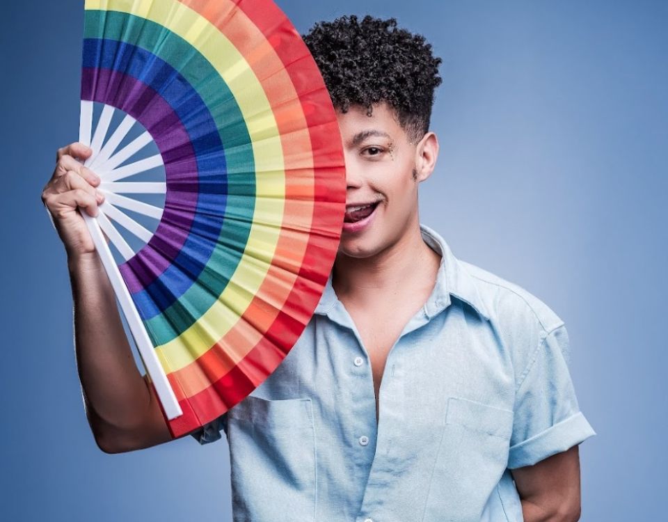 Rafa Ventura lança single “MPB – Música pra Bicha” no Dia do Orgulho