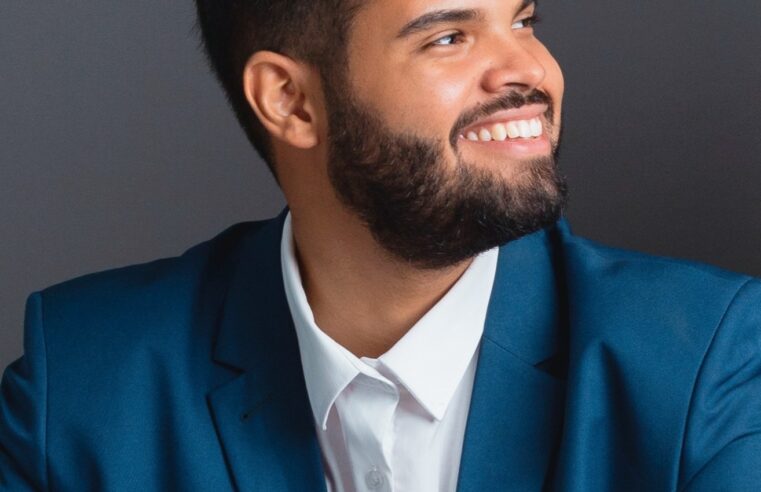 Aumento de fraudes por IA provoca discussão sobre quem deve ser responsabilizado