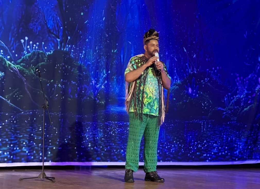 A Celebração do Artista Total: Valdsom promove encontro entre teatro, artes plásticas e literatura