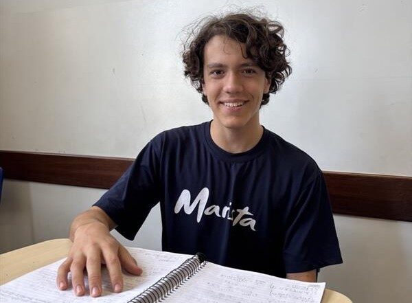 Estudante de 15 anos conquista 1º lugar na Olimpíada Brasileira de Física após estudar conteúdos avançados