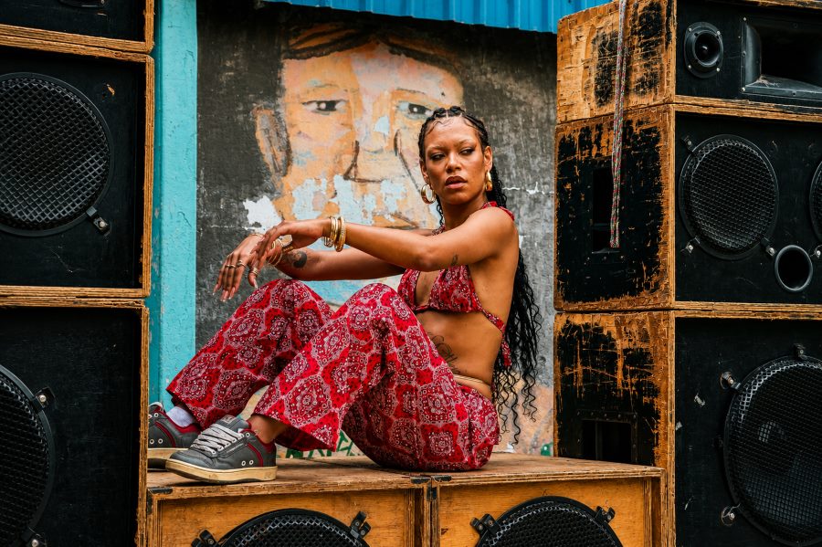 “O Que é Meu Vem” reafirma força da música independente em lançamento de Mya Akoma